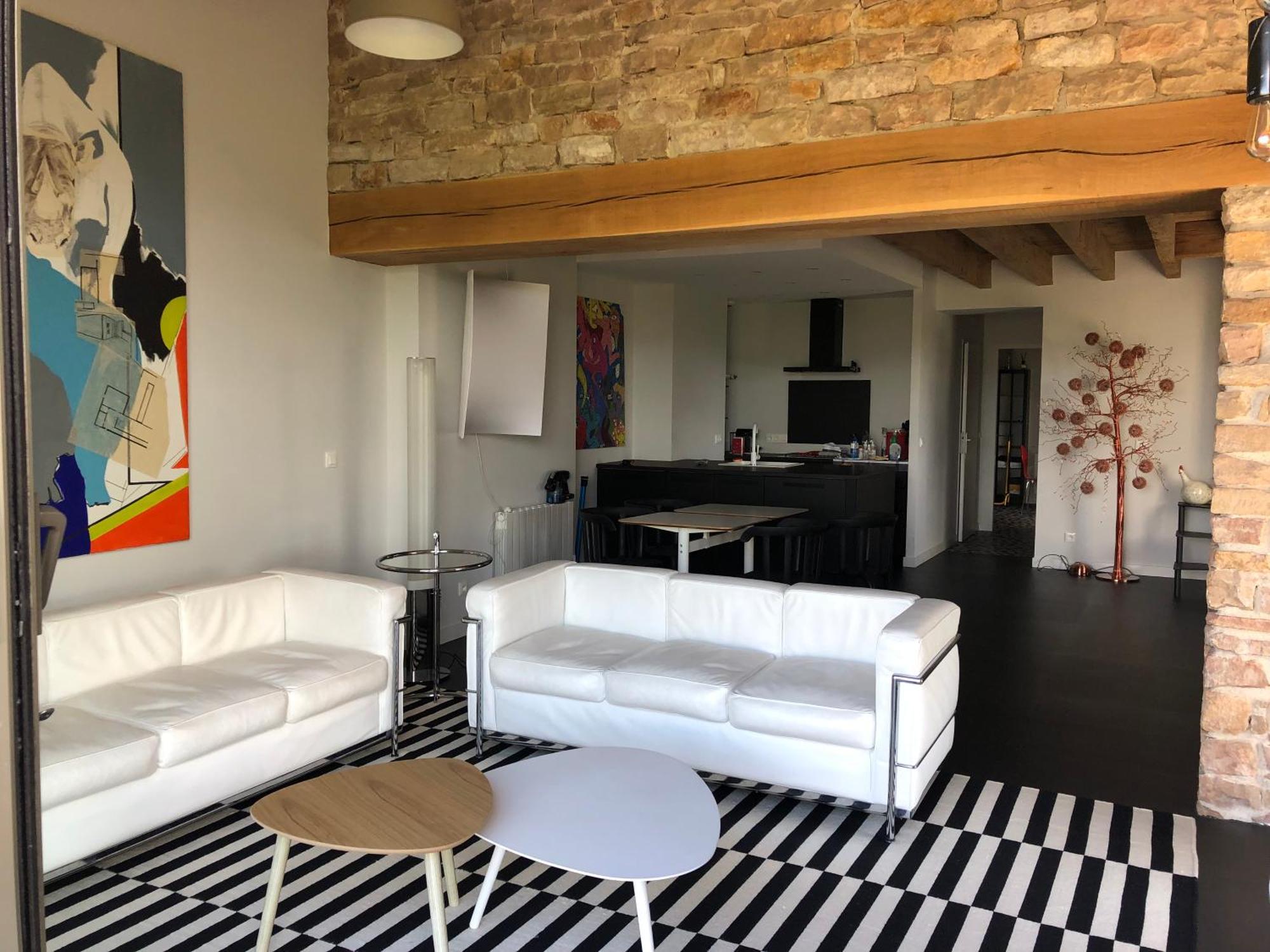 Appartement Contemporain Dans Une Authentique Demeure Viticole Charnay-les-Macon Ngoại thất bức ảnh